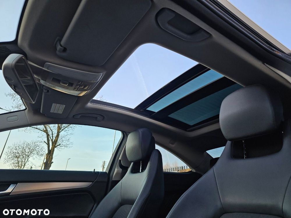 Mercedes-Benz Klasa C - 23