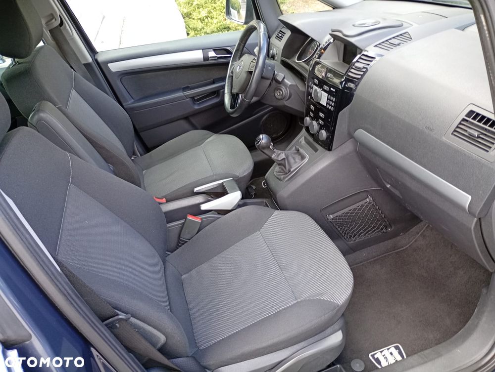 Opel Zafira 1.8 Edition 111 Jahre - 15