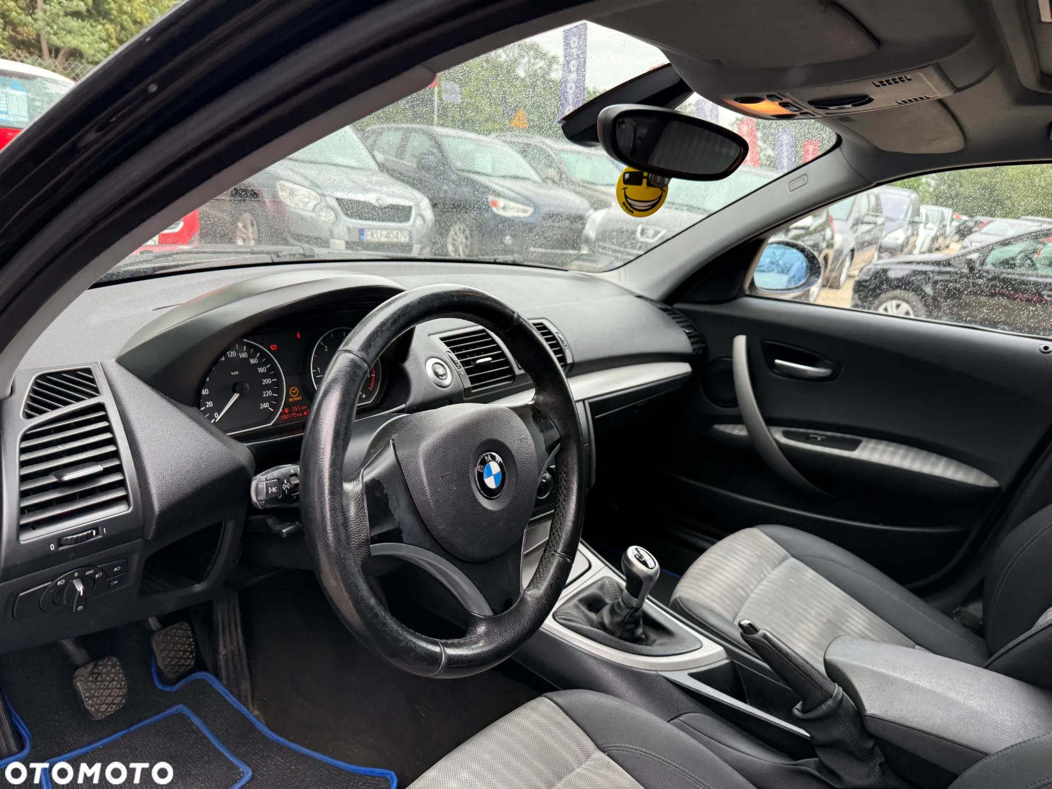 BMW Seria 1 118d - 24