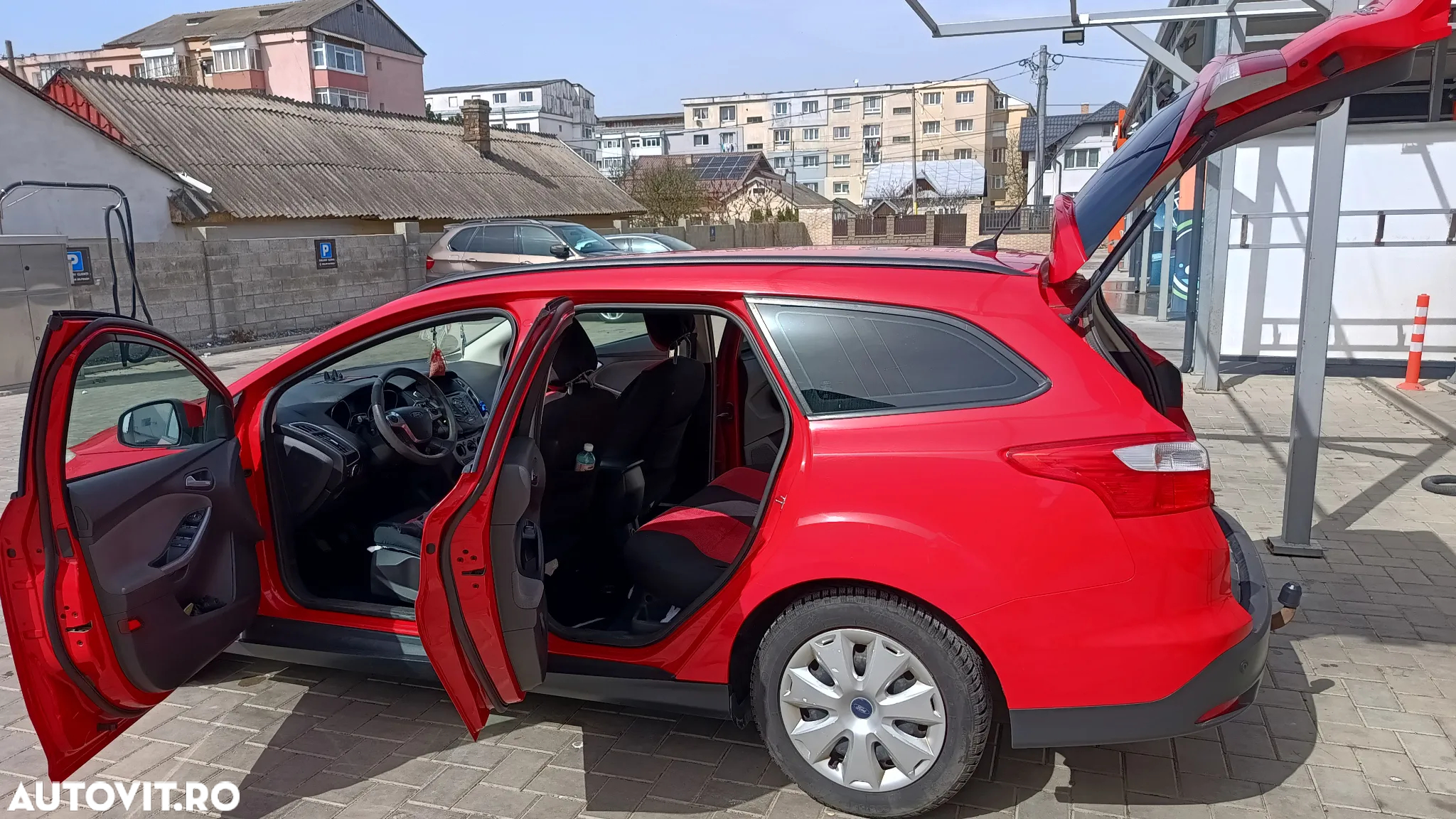 Ford Focus 1.6 TDCI DPF Trend - 11