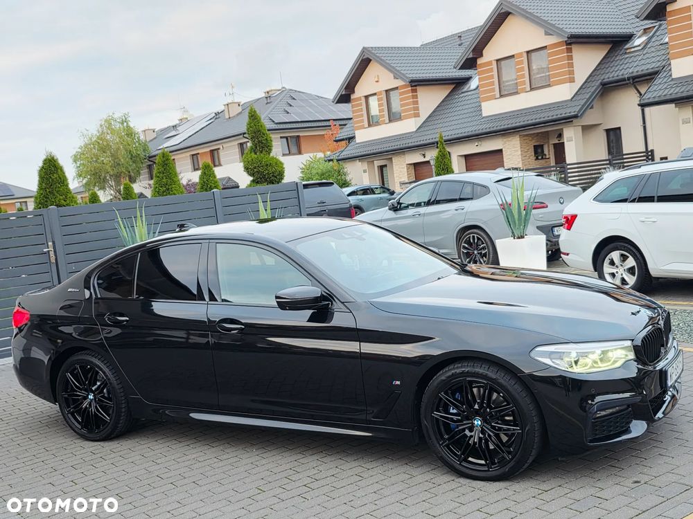 BMW Seria 5 530e iPerformance M Sport sport - 37