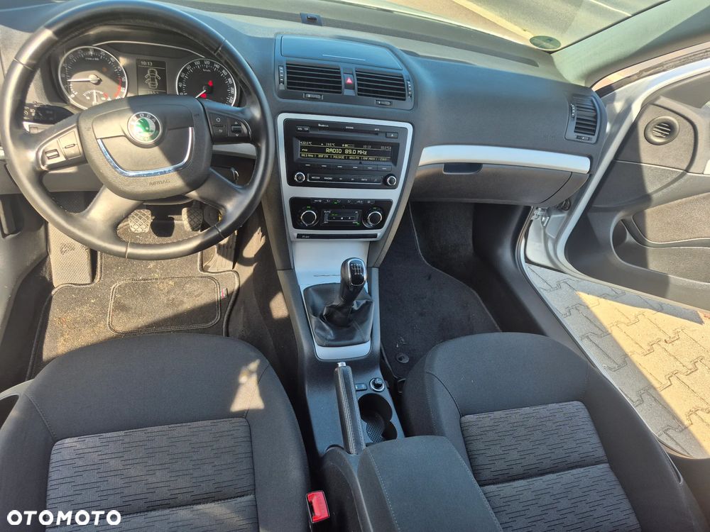 Skoda Octavia 2.0 TDI DPF Ambiente - 28