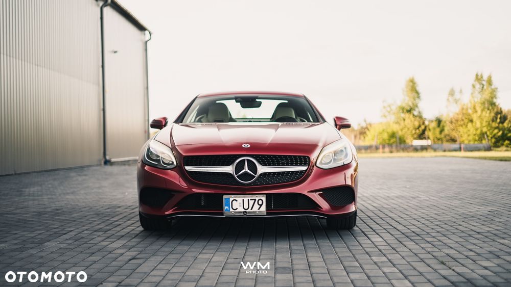Mercedes-Benz SLC 300 9G-TRONIC - 9