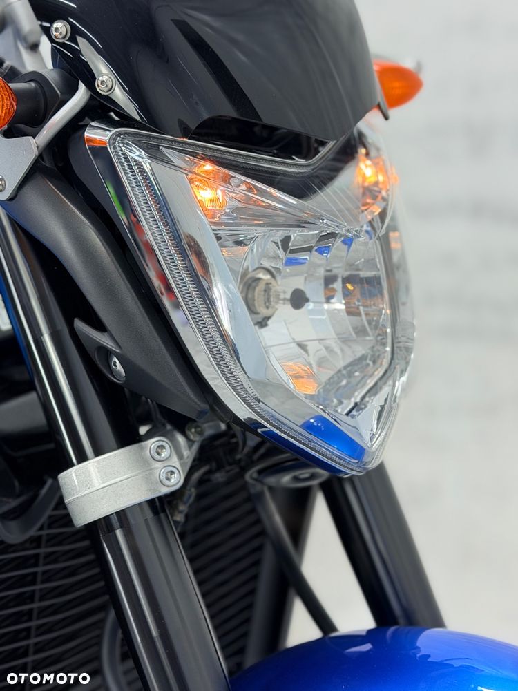 Yamaha FZ - 25