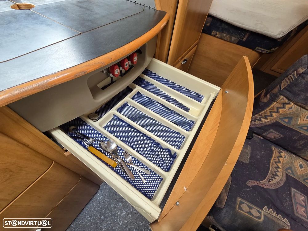 Hymer Classe B B 654 - 17