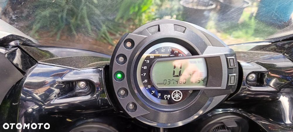 Yamaha FZ6 - 11