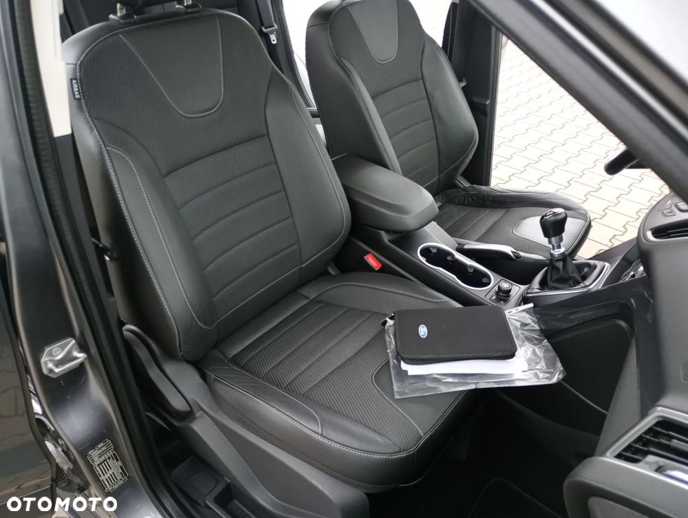 Ford Kuga 2.0 TDCi 4WD Titanium - 21
