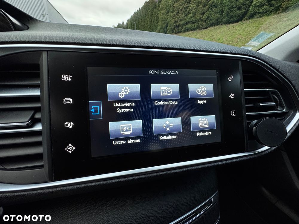 Peugeot 308 1.2 PureTech Allure S&S - 28
