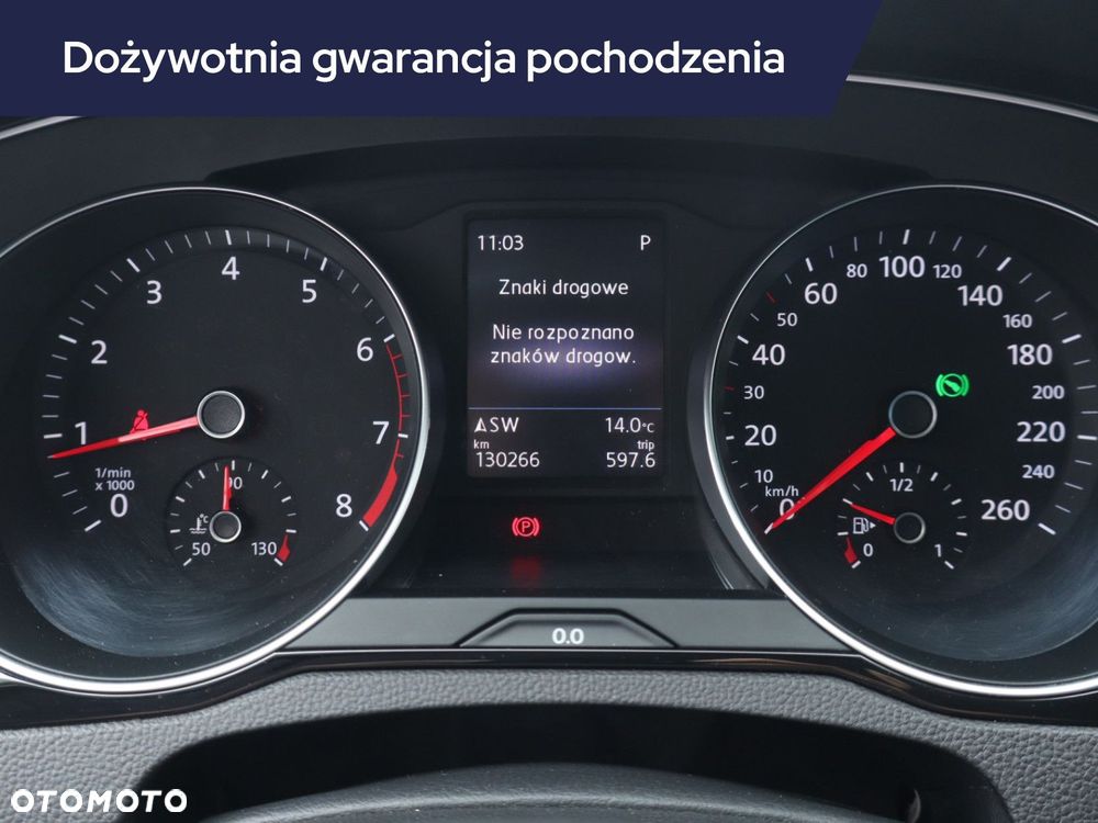 Volkswagen Passat - 13