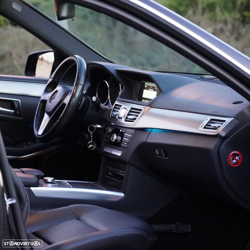 Mercedes-Benz E 300 Bluetec Hybrid Avantgarde - 20