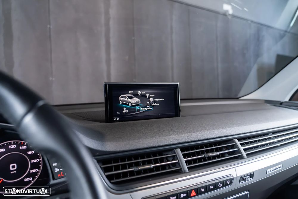 Audi Q7 3.0 TDI quattro S-line Tiptronic 7L - 16