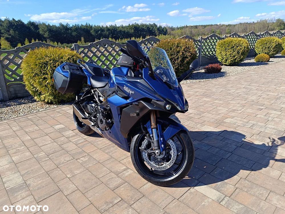 Suzuki GSX 1000 - 1