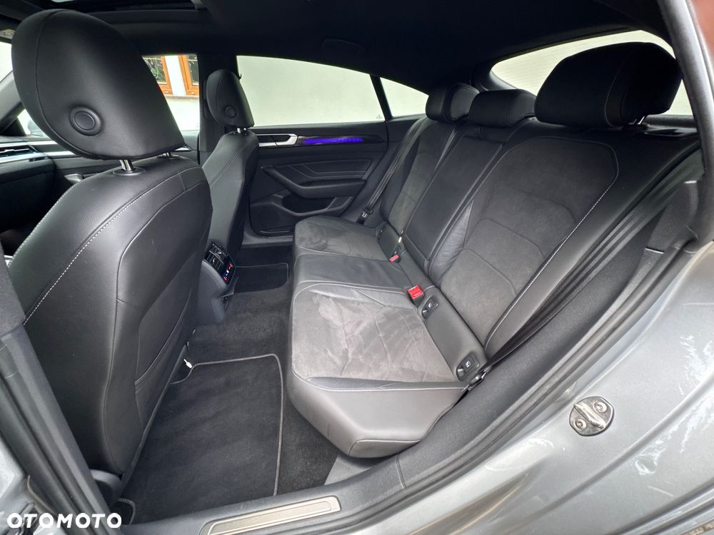 Volkswagen Arteon 2.0 TDI SCR DSG R-Line - 31