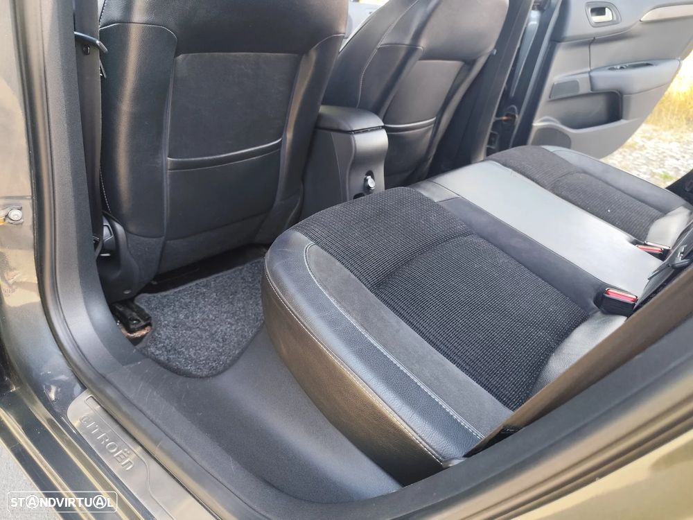 Citroën C4 1.6 e-HDi Exclusive J17 CMP6 - 6
