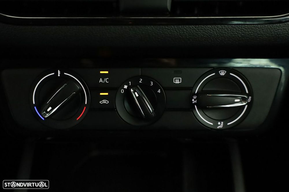 Skoda Kamiq 1.0 TSI DSG - 12