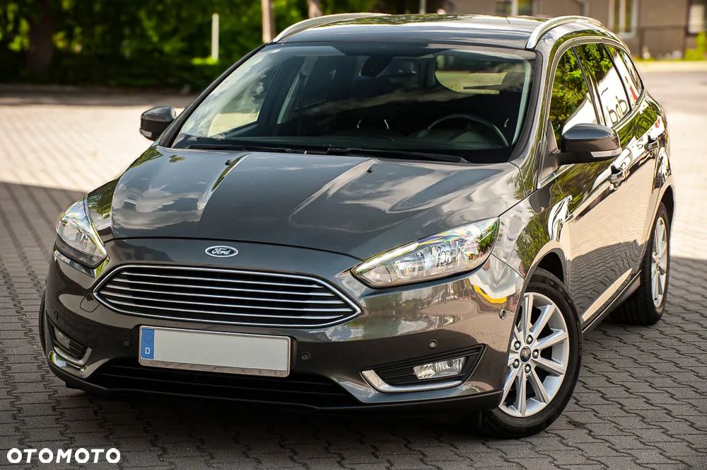 Ford Focus 1.0 EcoBoost STart-Stopp-System TITANIUM - 4