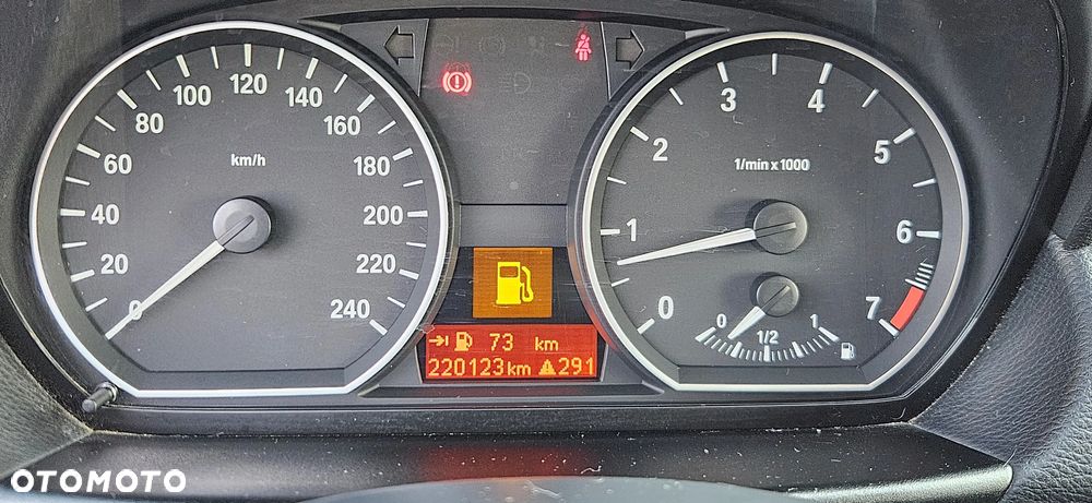 BMW Seria 1 116i - 12