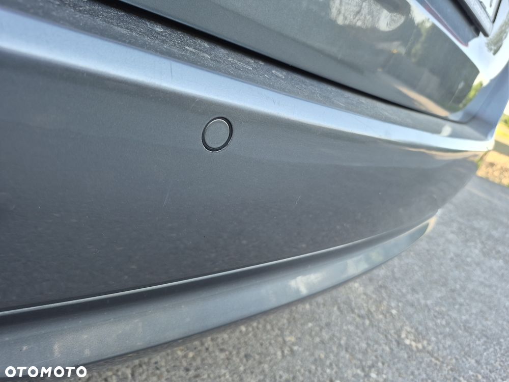 BMW Seria 5 520d Sport - 29