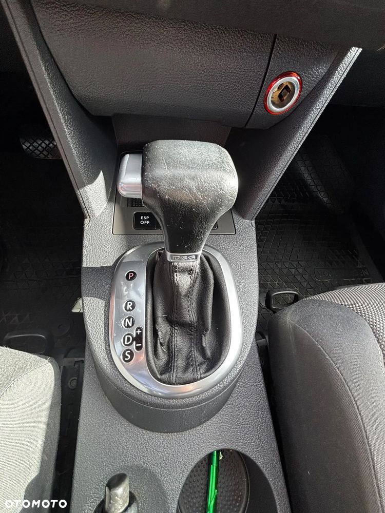 Volkswagen Touran 2.0 TDI DPF Cross DSG - 18