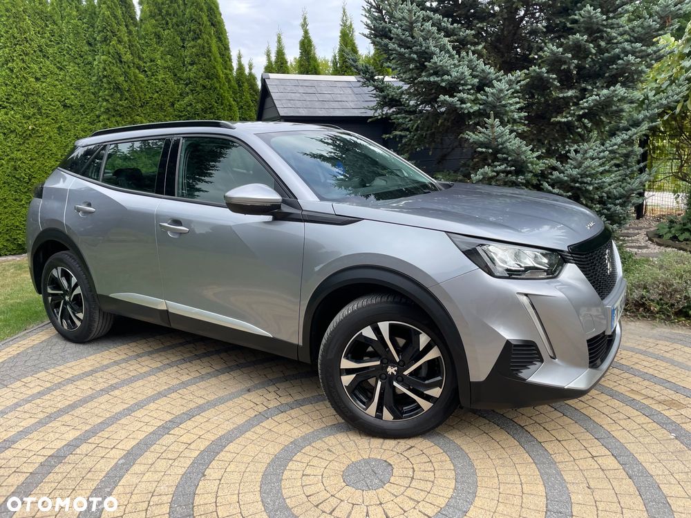 Peugeot 2008 BlueHDi 100 STOP & START Allure - 23