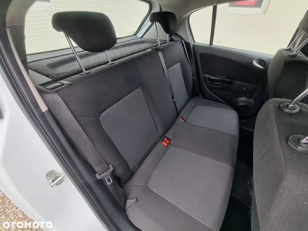 Opel Corsa 1.2 16V Enjoy - 11
