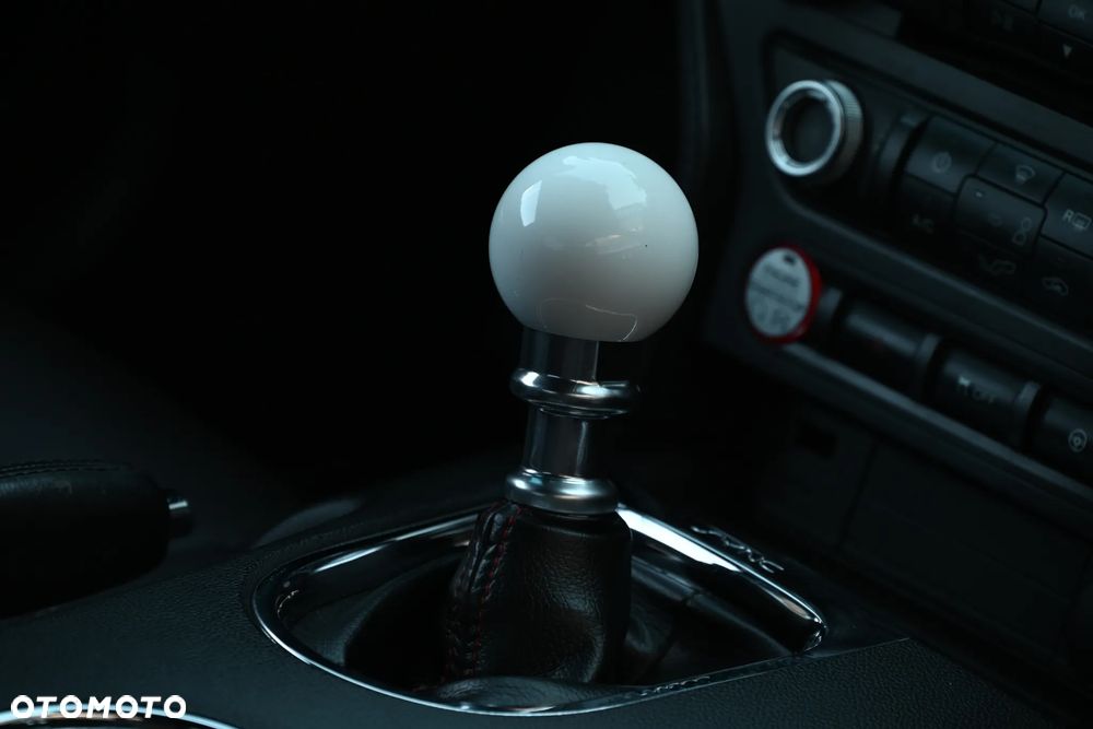 Ford Mustang Fastback 5.0 Ti-VCT V8 GT - 23