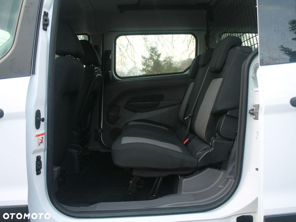 Ford Transit Connect - 18