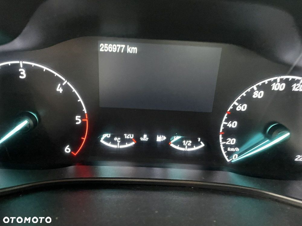 Ford Tourneo Connect 1.5 EcoBlue Start-Stop Titanium - 29