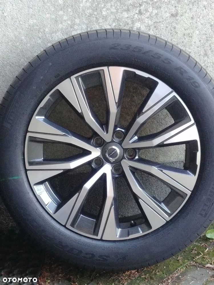PREMIUM Volvo XC-60 XC60 5-V Spoke Diamond Cut Pirelli Scorpion 235/55R19 105W - 9