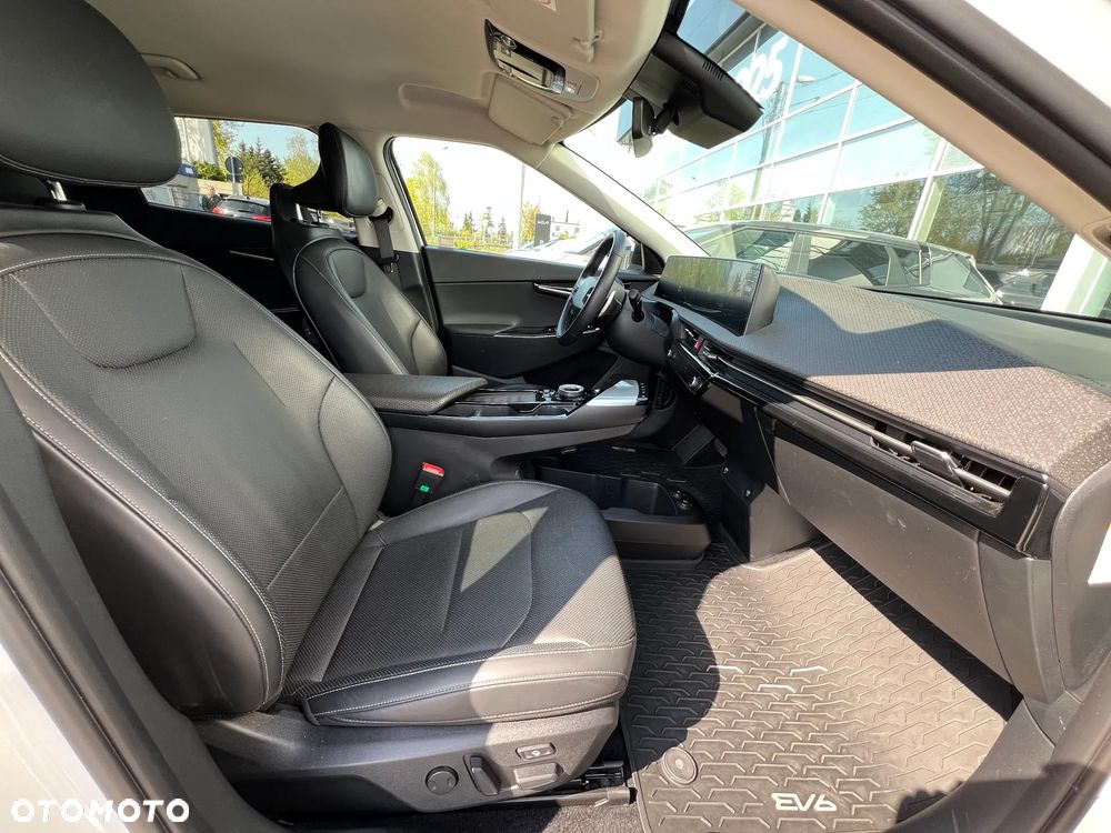 Kia EV6 77.4kWh Plus - 32