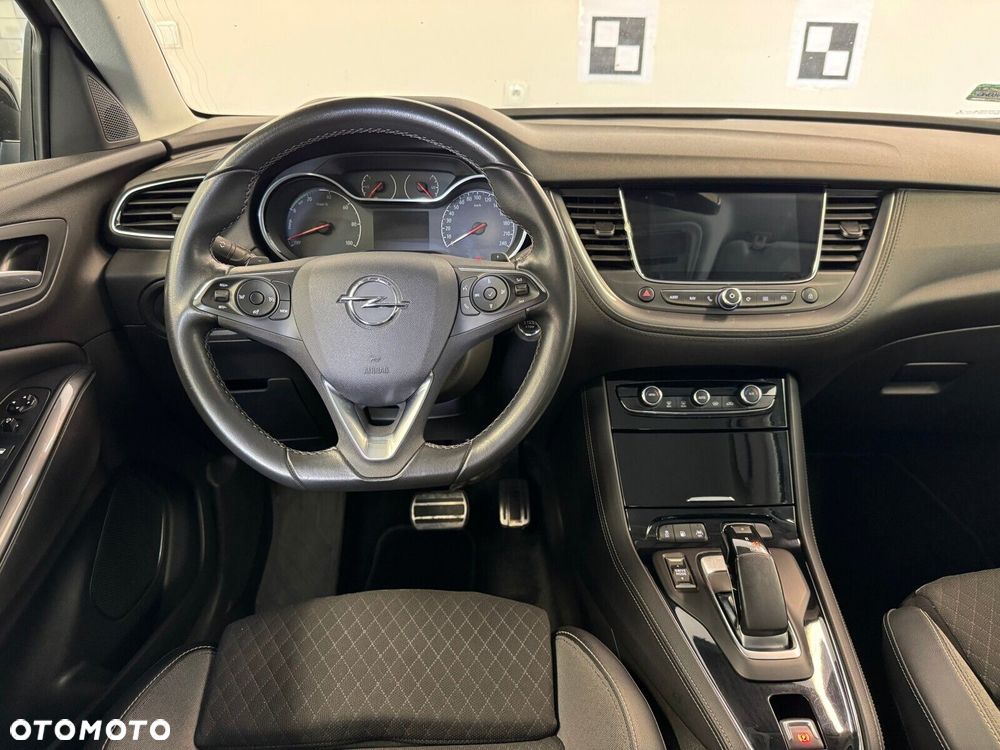 Opel Grandland X - 13
