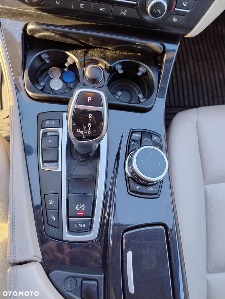 BMW Seria 5 525d xDrive - 7