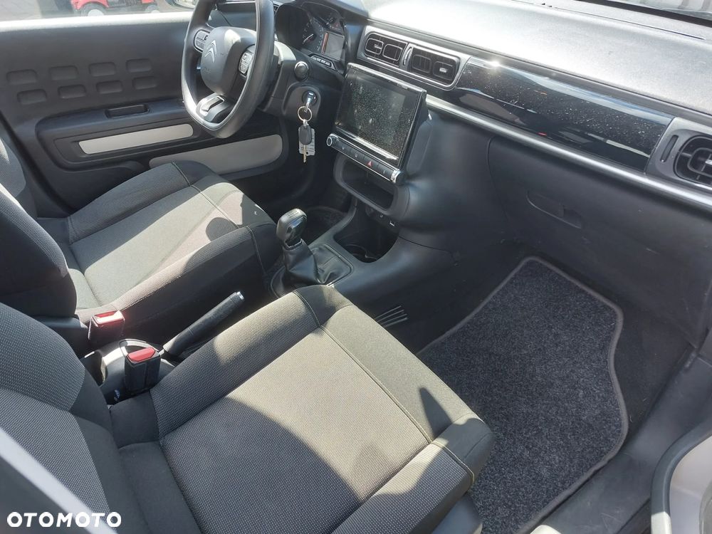 Citroën C3 Pure Tech 82 FEEL - 15