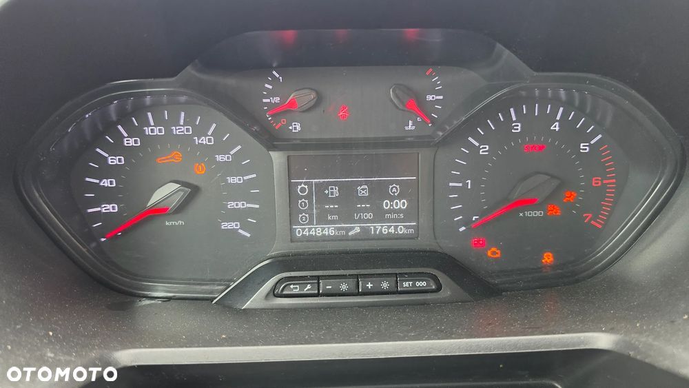 Peugeot PARTNER - 16