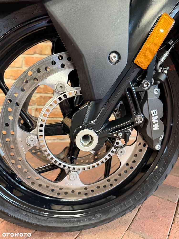 BMW K - 15