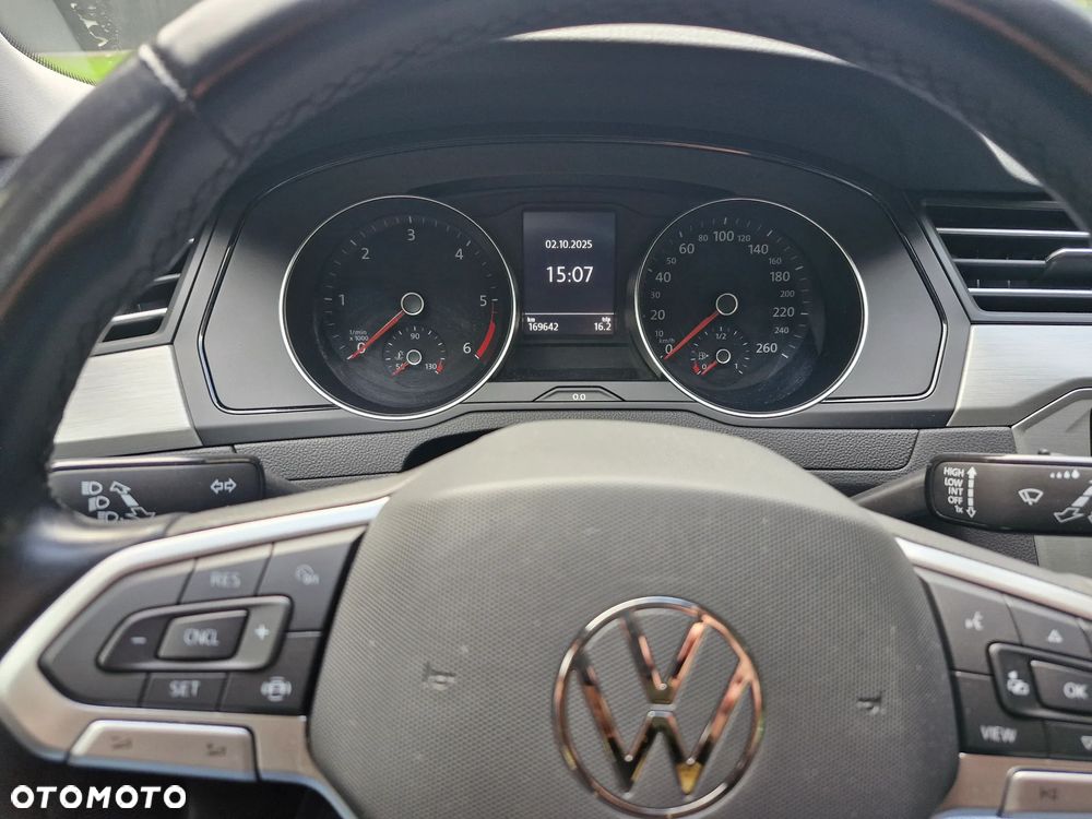 Volkswagen Passat 2.0 TDI BMT Comfortline - 15