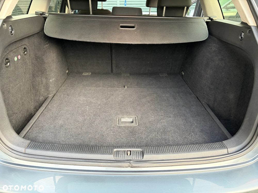 Volkswagen Golf 1.6 TDI Trendline - 14