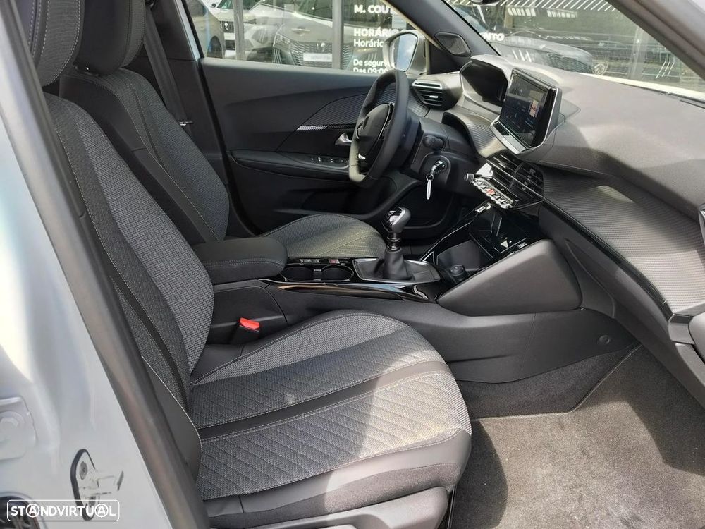 Peugeot 2008 1.2 PureTech Allure - 7