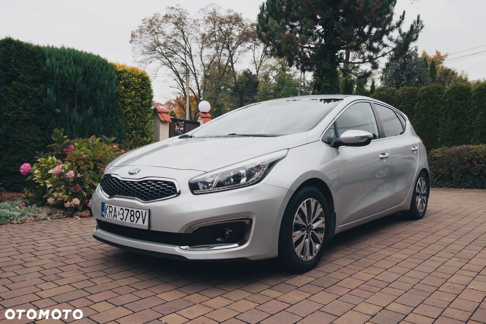 Kia Ceed 2018 photo 4