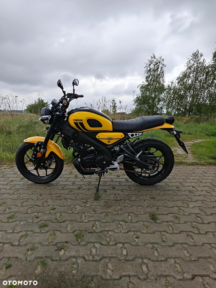 Yamaha XSR - 2