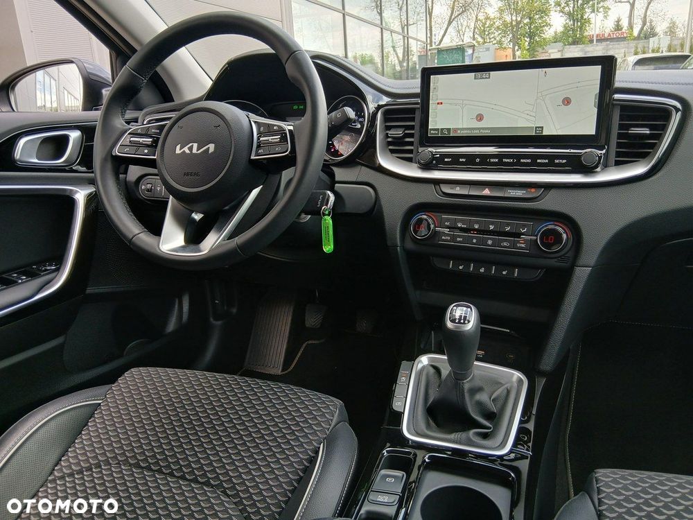 Kia XCeed 1.5 T-GDI L - 23