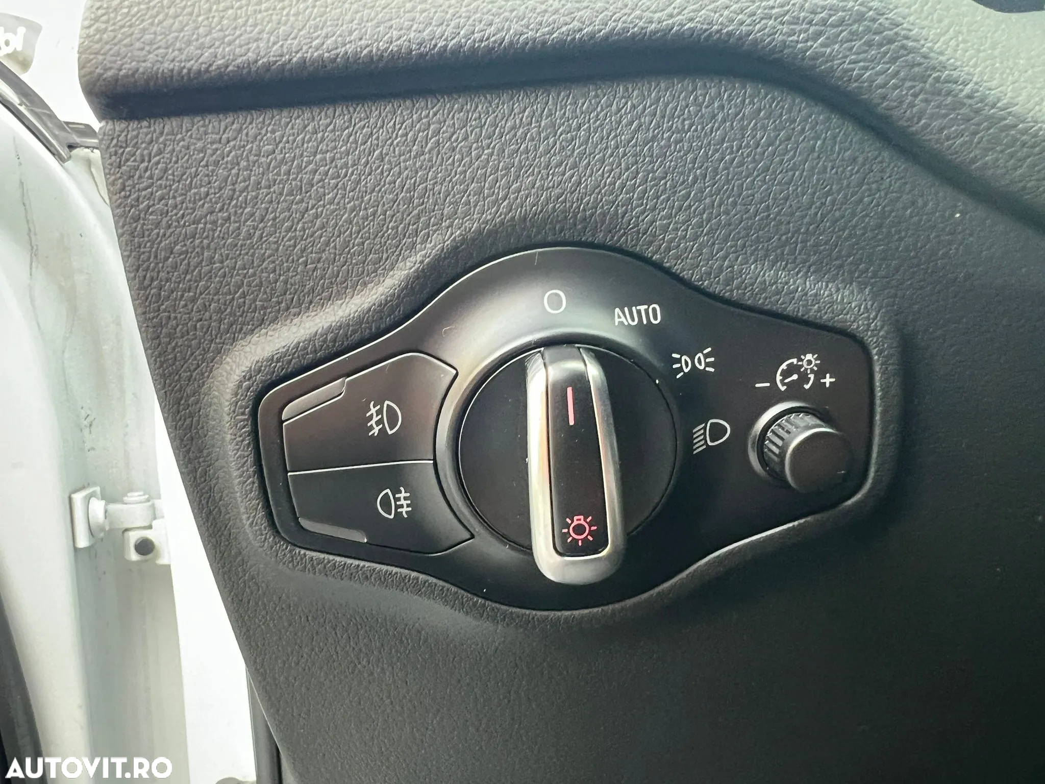 Audi Q5 2.0 40 TDI quattro S tronic Basic - 27