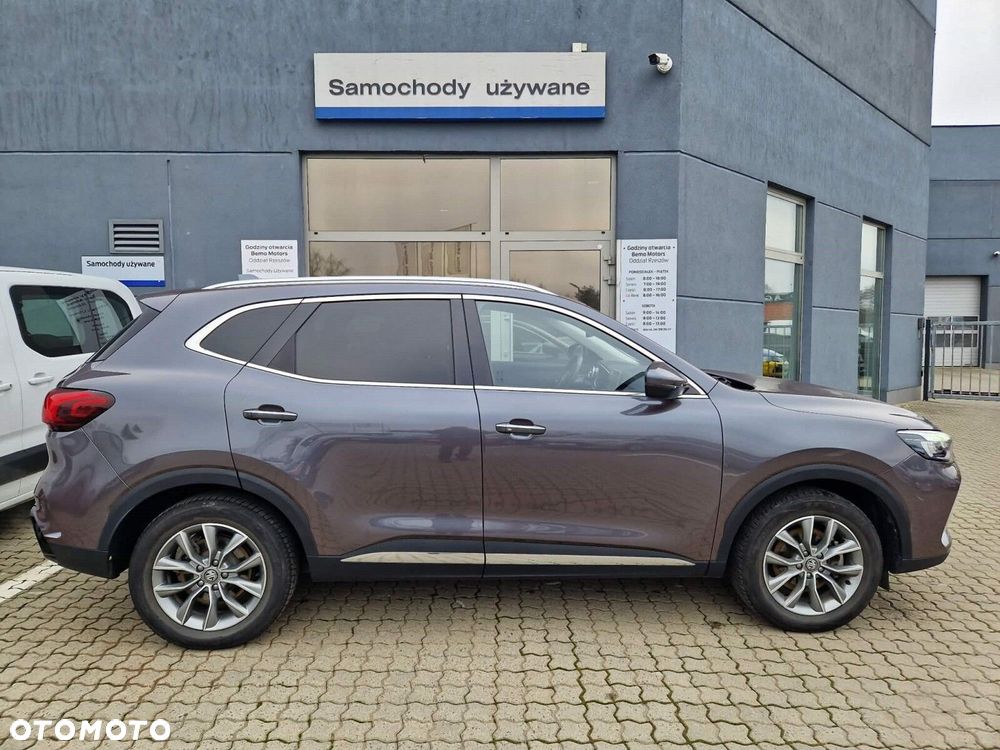 MG HS 1.5 T-GDI Excite DCT - 10