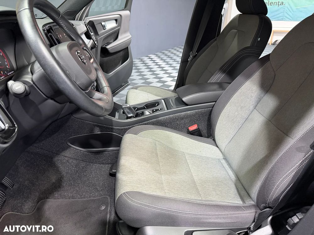 Volvo XC 40 T2 AT8 Momentum - 20