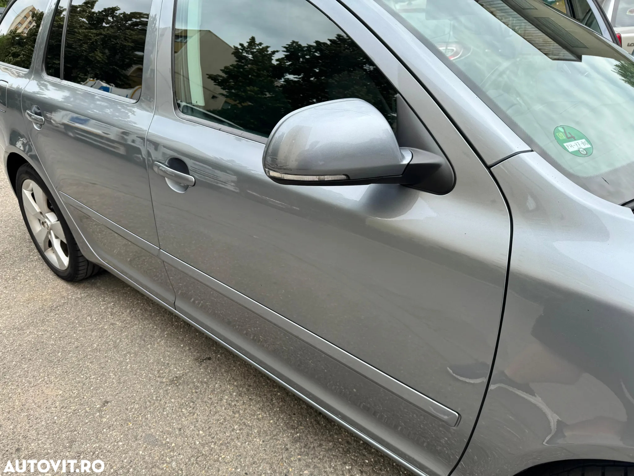 Skoda Octavia Combi 1.6 TDI DPF GreenLine - 4