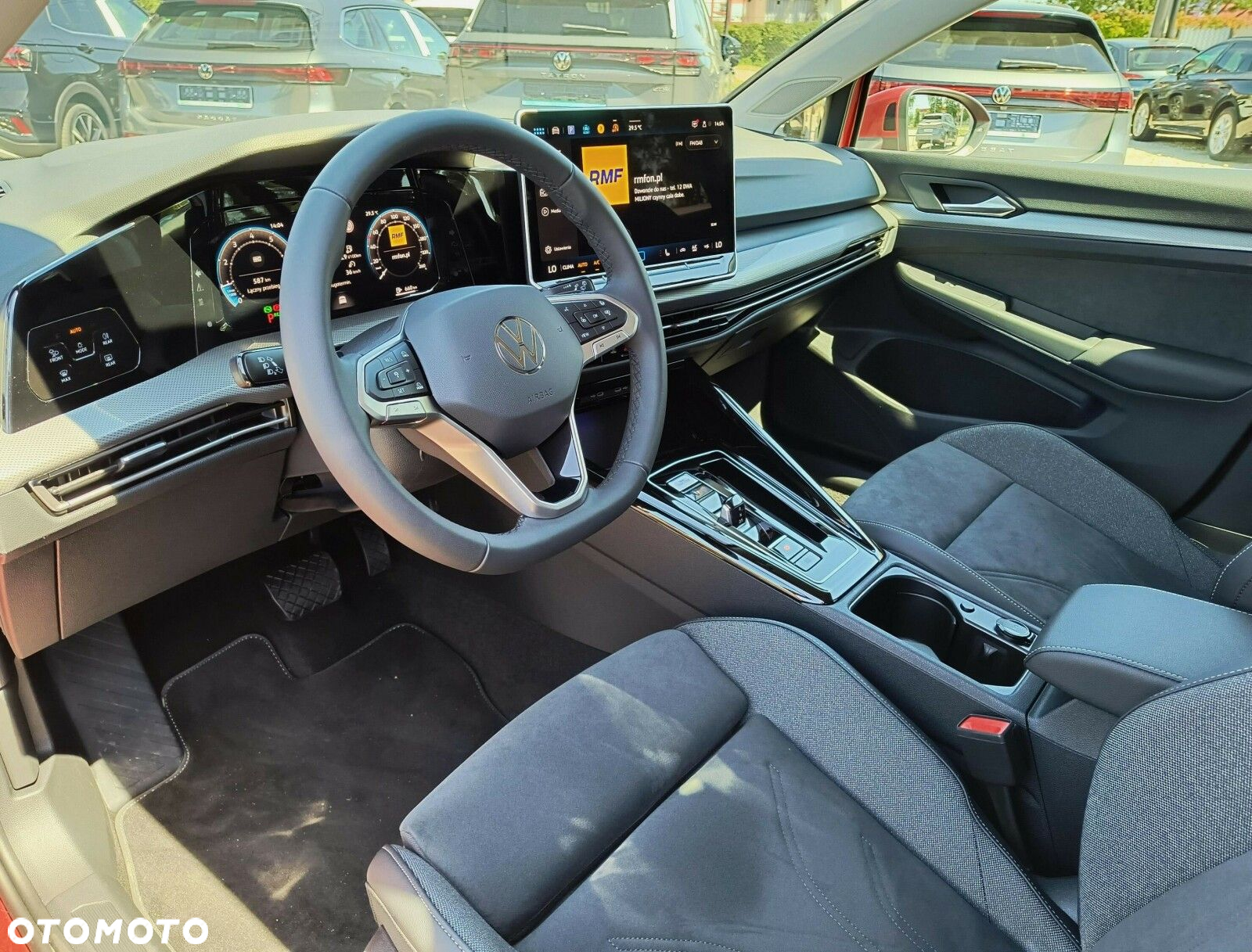 Volkswagen Golf VIII 1.5 eTSI mHEV Style DSG - 13