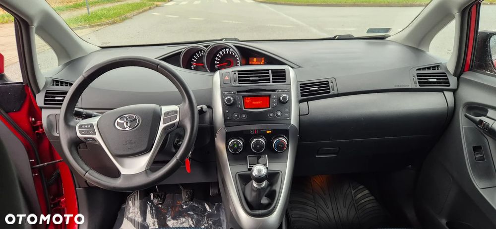 Toyota Verso 1.6 5-Sitzer - 17