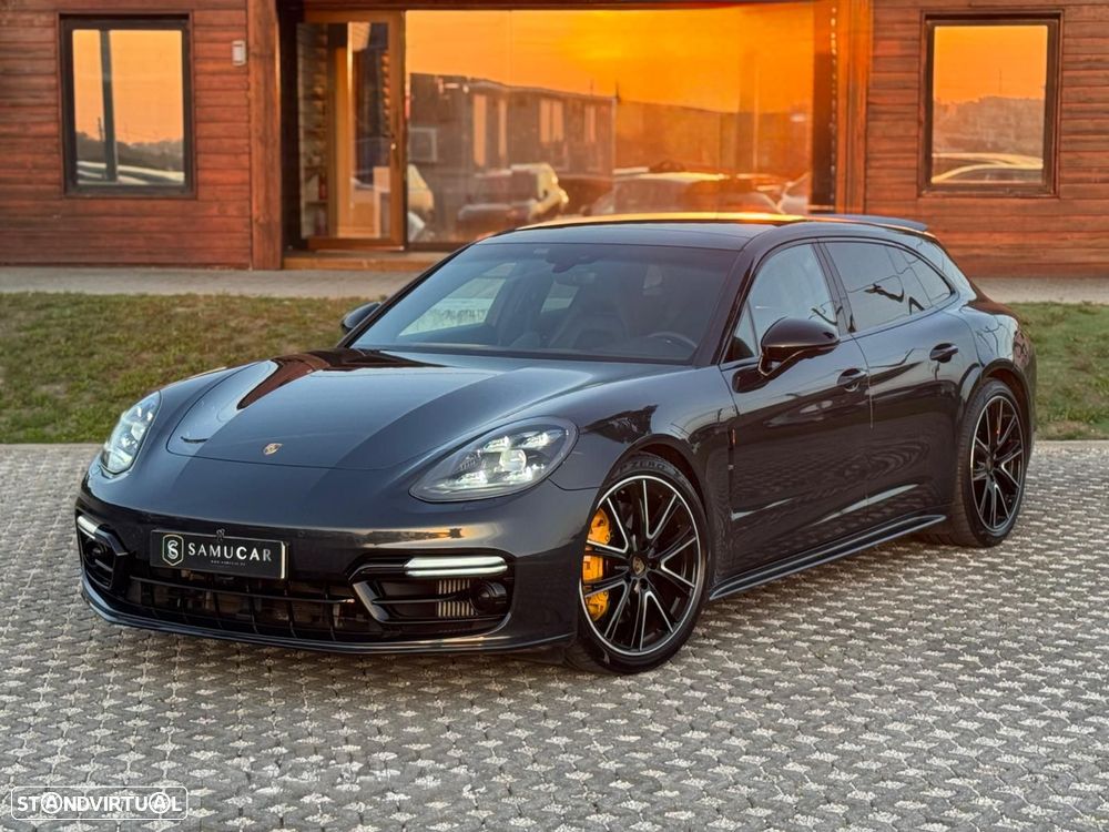 Porsche Panamera Sport Turismo - 2