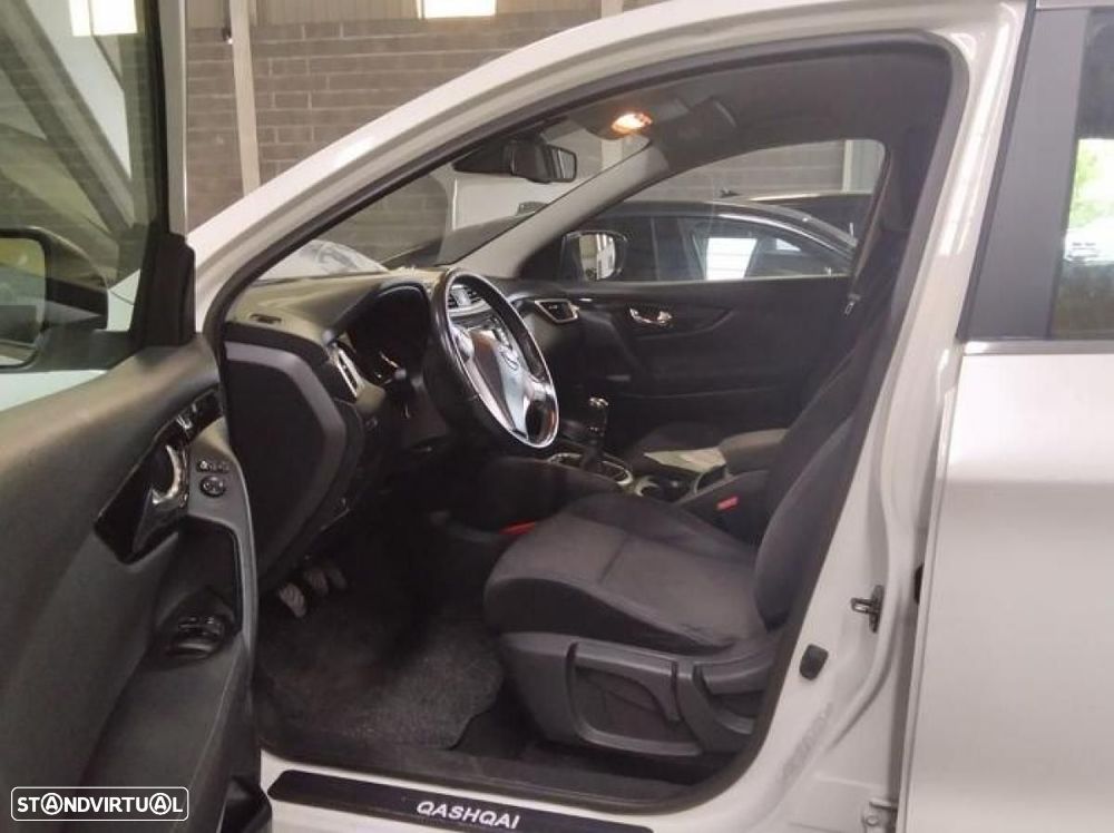 Nissan Qashqai - 4