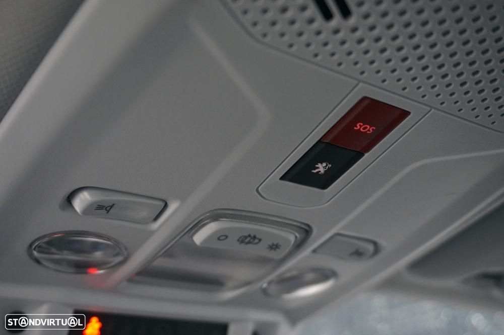 Peugeot 2008 1.2 PureTech Allure - 27